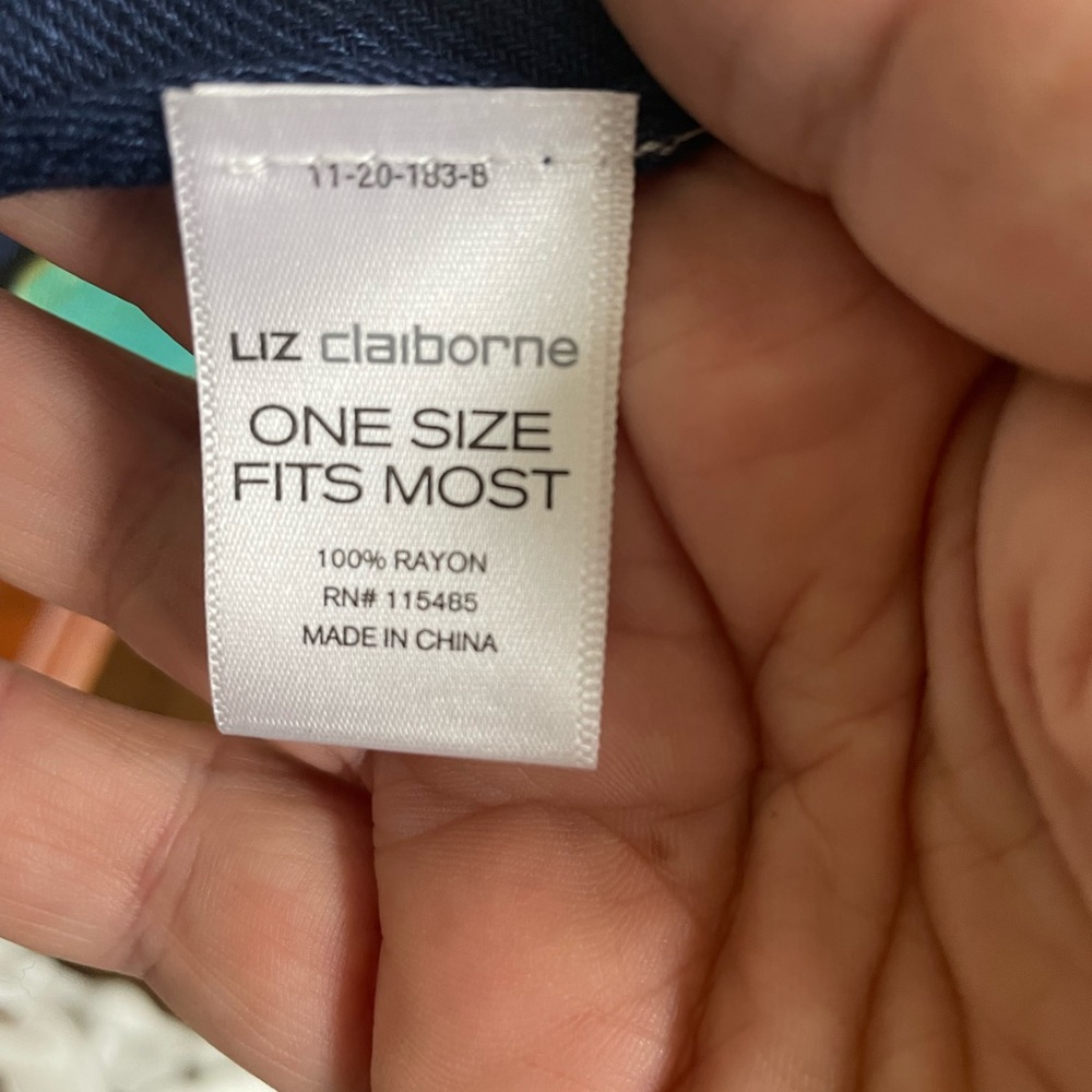 Liz Claiborne Aqua blue and green Scarf! - Picture 4 of 5